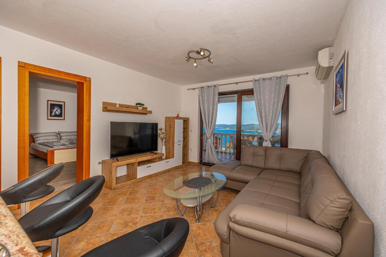 Apartments Lacic 2 Crikvenica Exterior foto